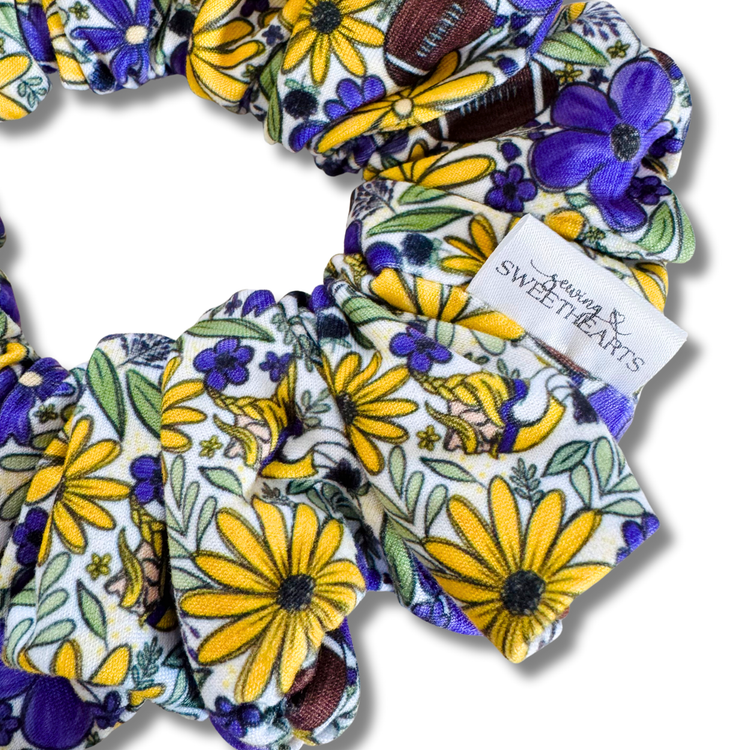 Football: Vikings Scrunchie Sewing Sweethearts