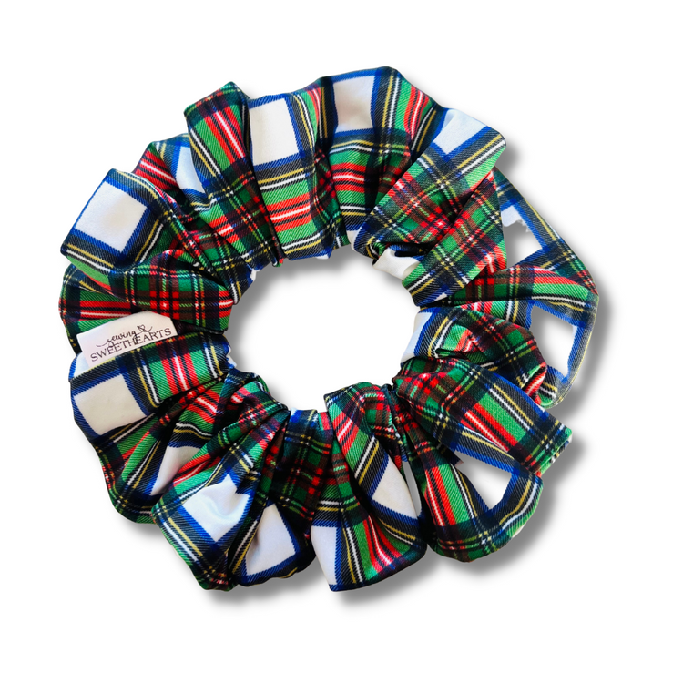 Holiday Plaid Scrunchie Sewing Sweethearts