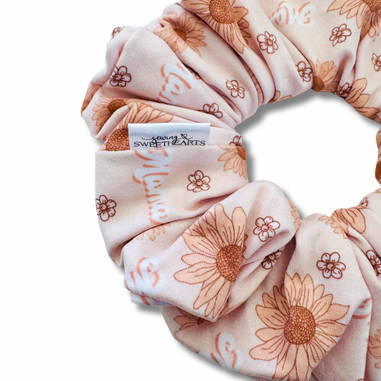 Mama Scrunchie Sewing Sweethearts