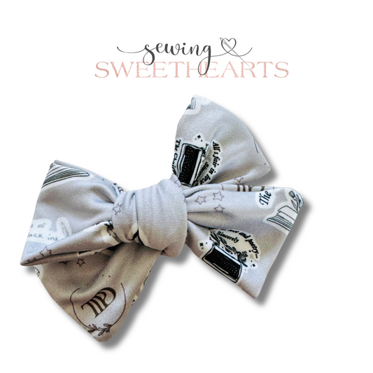T T P D Bow  Sewing Sweethearts   
