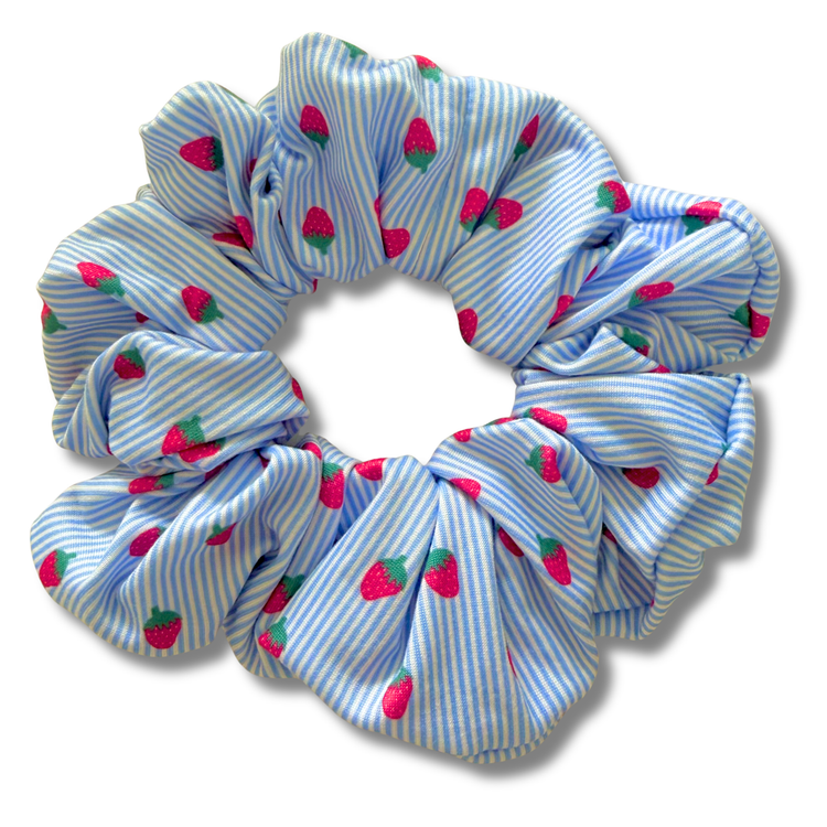 Strawberry Picnic Scrunchie Sewing Sweethearts