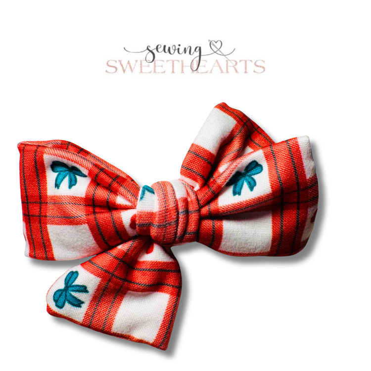 Holiday Ties Bow