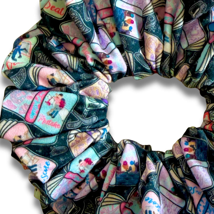 Campus (v.3) Scrunchie