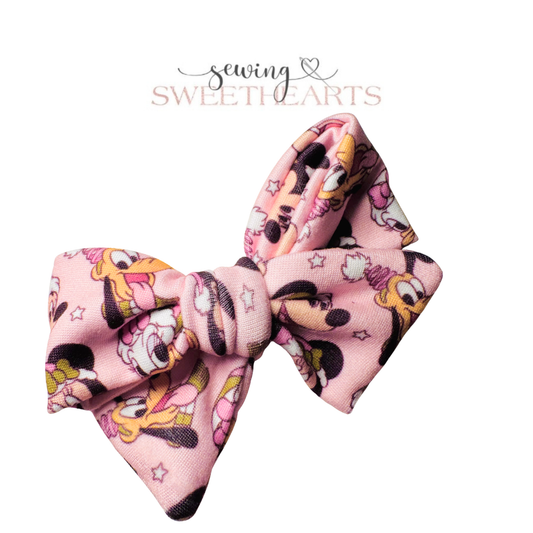 Pink Mouse Christmas Bow