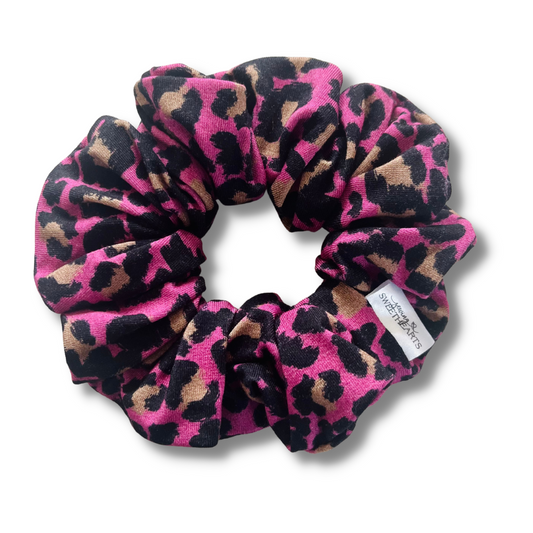 Fuchsia leopard Scrunchie  Sewing Sweethearts   