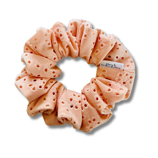 Peach Eyelet Scrunchie  Sewing Sweethearts   