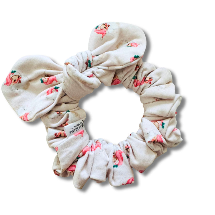 Pink Vintage Santas Bow Scrunchie  Sewing Sweethearts   