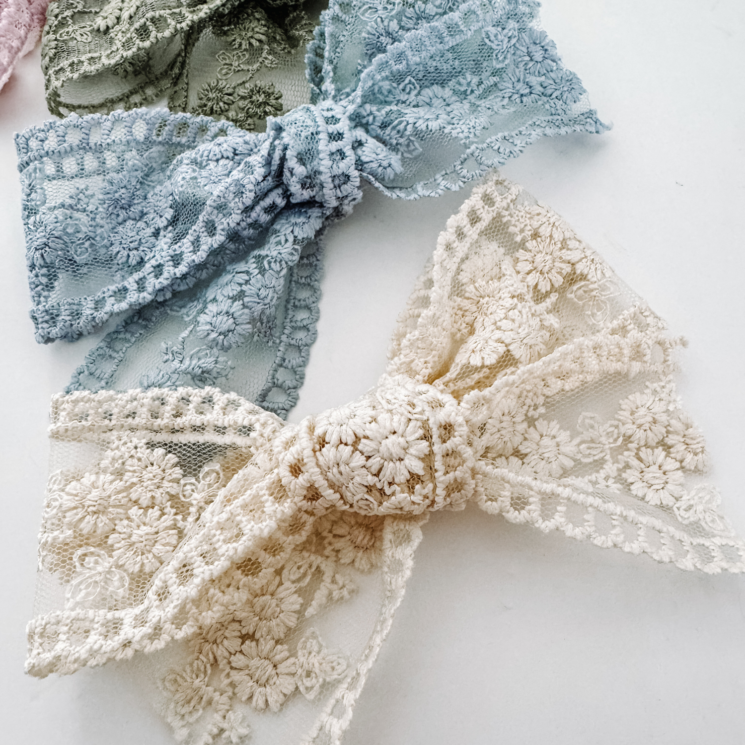 Floral Lace Ribbon Bow Clip Sewing Sweethearts