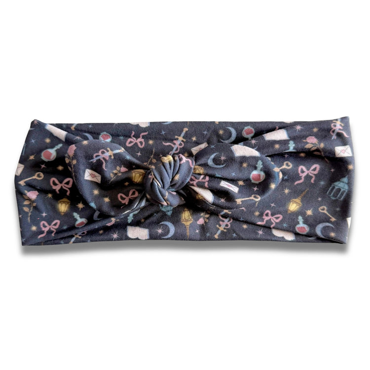 Romantasy Reading Sweetheart Headband (or removable tie option) Sewing Sweethearts Sweetheart with Removable Tie