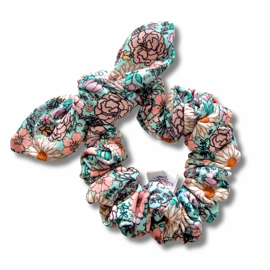 Aqua Daisies Bow Scrunchie Sewing Sweethearts