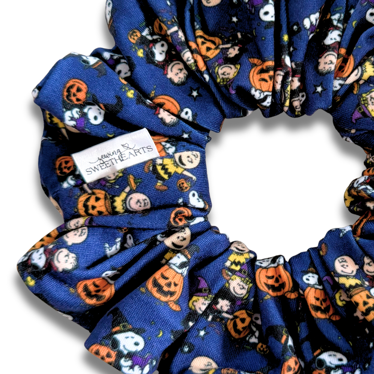 Peanuts Halloween Scrunchie Sewing Sweethearts