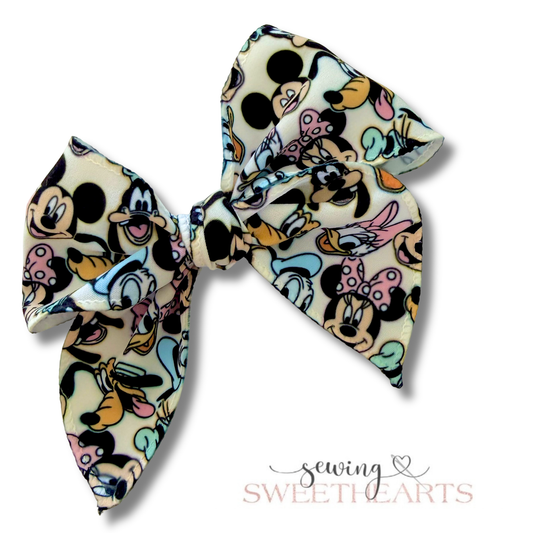 Mouse Friends Fable Bow - 4” Sewing Sweethearts