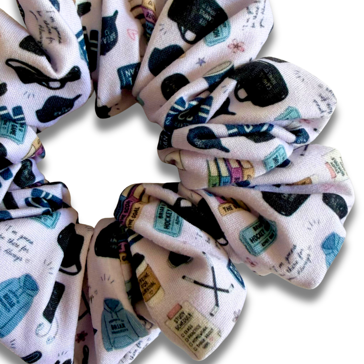 Campus v2 Scrunchie