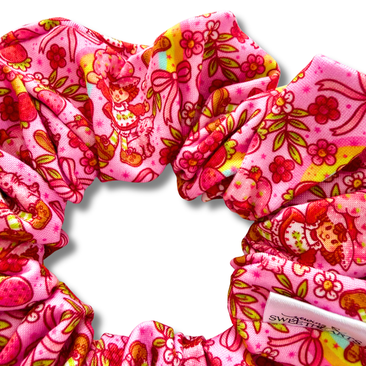 Strawberry Girl Scrunchie Sewing Sweethearts