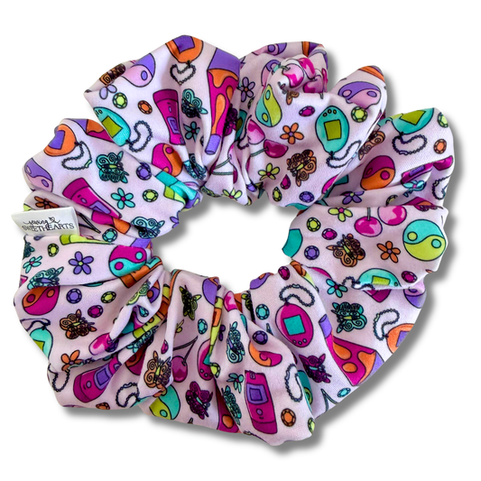 90s Girl Scrunchie Sewing Sweethearts
