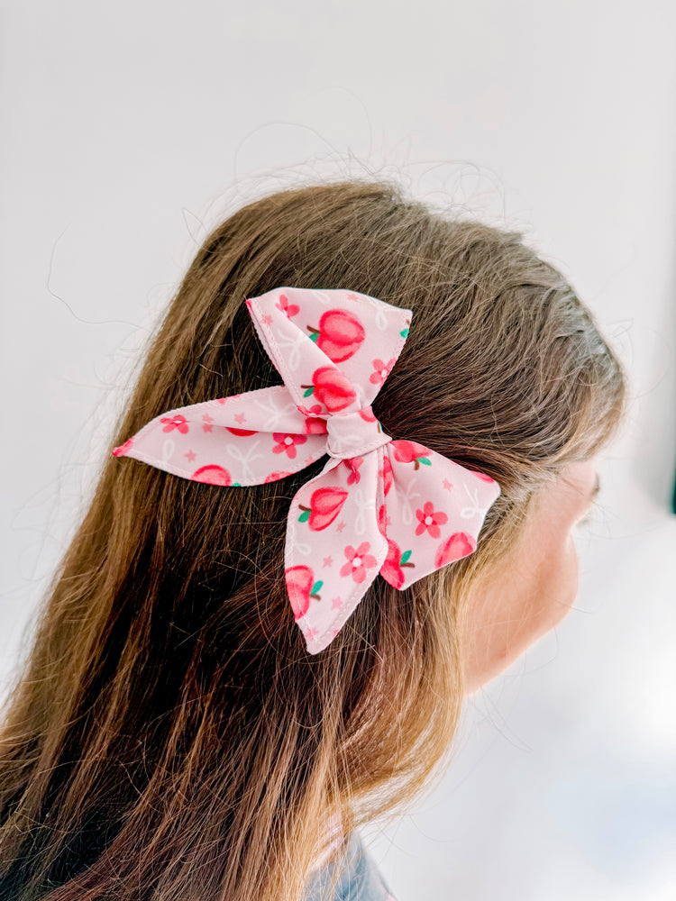 Lemon Picnic Fable Bow - 4” Sewing Sweethearts