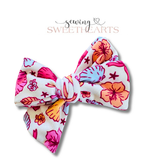 Seashells Bow Sewing Sweethearts