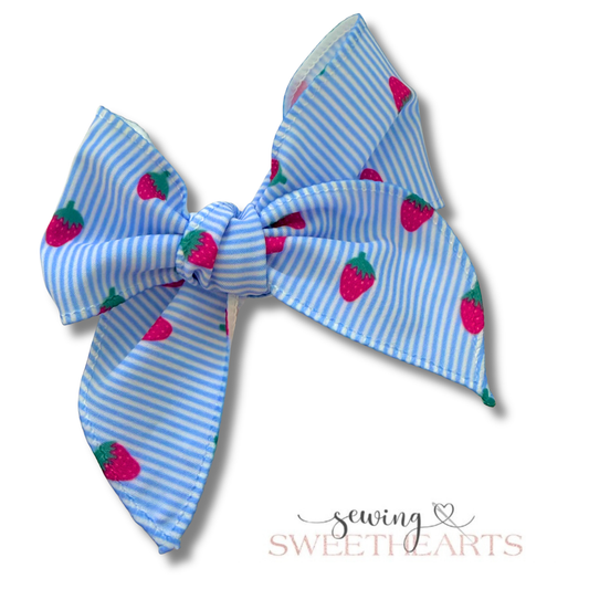 Strawberry Picnic Fable Bow - 4” Sewing Sweethearts