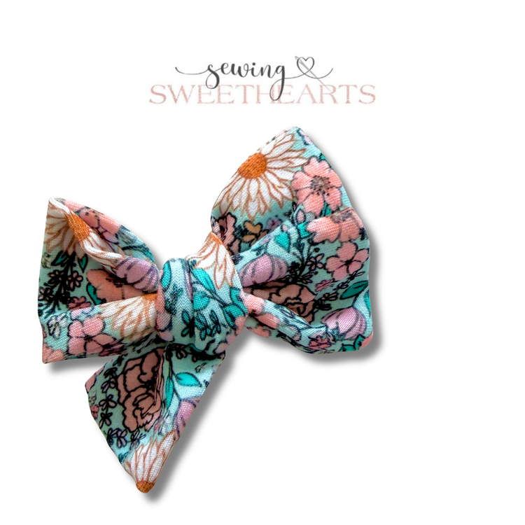 Aqua Daisies Bow Sewing Sweethearts