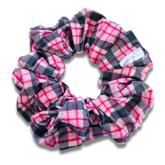 Pretty in Pink Plaid Scrunchie Sewing Sweethearts